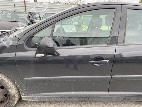 Used Left front door Left front door 33199298 33199298