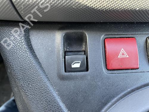 Used Left front window switch Left front window switch 38924226 38924226