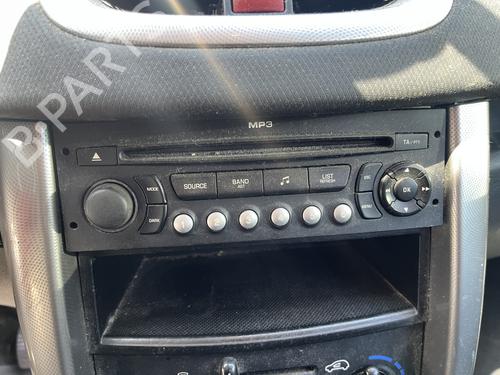 Used Radio Radio PEUGEOT 207 (WA_, WC_) 1.4 16V (95 hp) 35992062 35992062