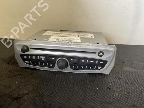 Used Radio Radio 26427702 26427702