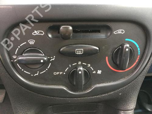 Used Climate control PEUGEOT 206 Hatchback (2A/C) 1.9 D (69 hp) 27257868