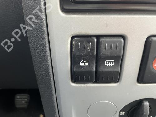 interrupteur-de-vitre-avant-gauche-dacia-logan-mcv-ks_-2007-32093937 main image