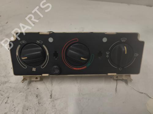 Used Climate control PEUGEOT 306 Hatchback (7A, 7C, N3, N5) 1.8 16V (110 hp) 32190109