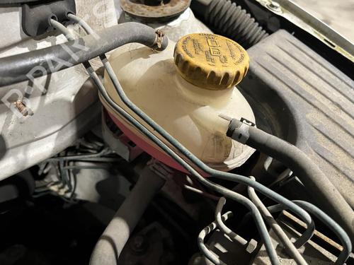 Used Expansion tank OPEL CORSA C (X01) 1.2 (F08, F68) (75 hp) 31649488