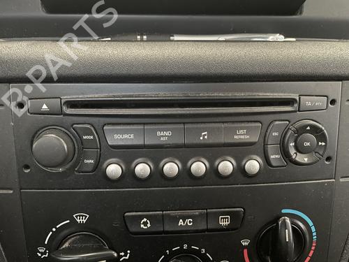 Autoradio CITROËN C4 I (LC_) 1.6 16V (109 hp) 30815394
