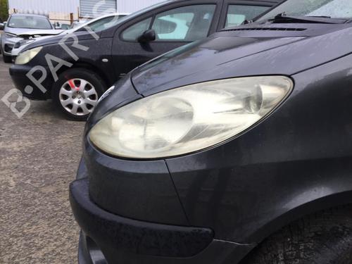 Left headlight PEUGEOT 1007 (KM_) 1.4 HDi | BP30176999C28 
