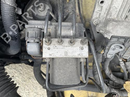 Used ABS pump ABS pump CITROËN JUMPY II Van 1.6 HDi 90 16V (90 hp) 33052346 33052346