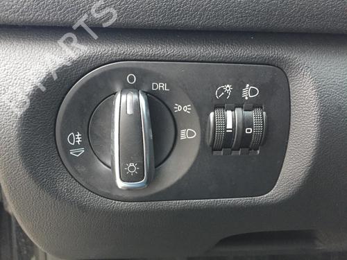 Used Headlight switch AUDI A3 (8P1) 1.6 TDI (105 hp) 30464293
