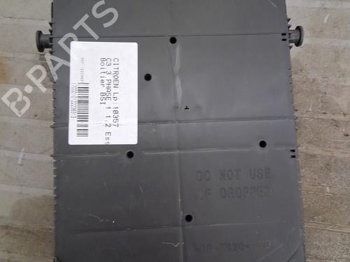 Used Fuse box Fuse box CITROËN C3 III (SX) 1.2 PureTech 82 (83 hp) 32758214 32758214