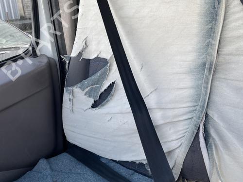 Used Seat buckle Seat buckle RENAULT MASTER II Van (FD) 2.5 D (FD0A, FD0E, FD2E, FD3E) (80 hp) 33180943 33180943