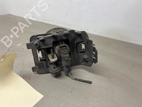 Used Right front fog light Right front fog light PEUGEOT 5008 (0U_, 0E_) 1.6 HDi (112 hp) 33047493 33047493