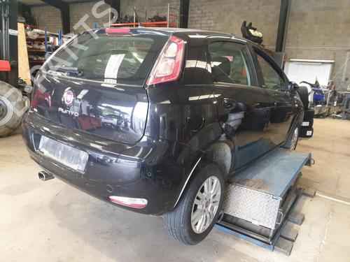 Rear left seatbelt FIAT PUNTO (199_) 1.3 D Multijet | BP26421805I29 