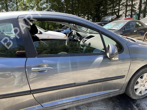 Used Front right window mechanism Front right window mechanism PEUGEOT 207 (WA_, WC_) 1.4 16V (95 hp) 35992080 35992080