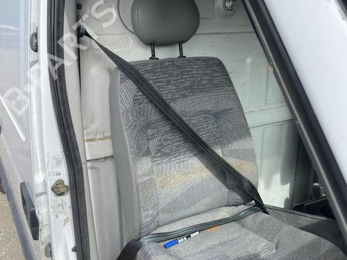 Seat buckle RENAULT MASTER II Van (FD) 2.2 dCI 90 8200680602
