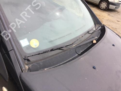 Used Front windshield wiper arm CITROËN C2 (JM_) 1.1 (60 hp) 28808968