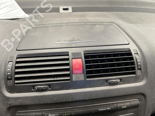 warning-switch-skoda-octavia-ii-combi-1z5-2004-2005-2006-2007-2008-2009-2010-2011-2012-2013-36653423 main image