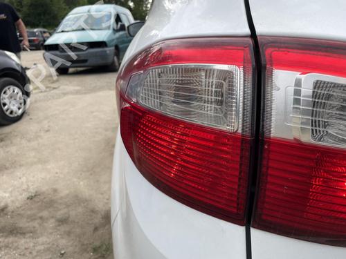 left-taillight-ford-c-max-ii-dxacb7-dxaceu-2010-2011-2012-2013-2014-2015-2016-2017-2018-2019-36752627 main image