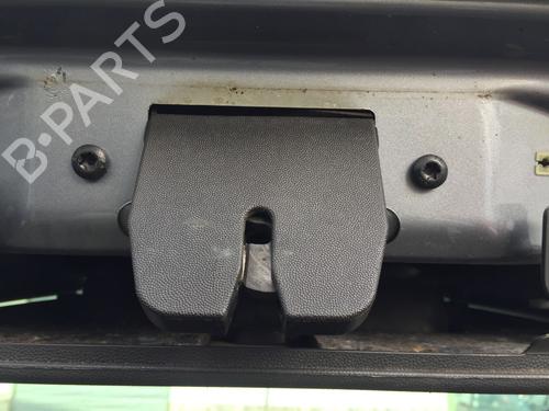 Used Tailgate lock OPEL ZAFIRA / ZAFIRA FAMILY B (A05) 1.9 CDTI (M75) (150 hp) 31804782