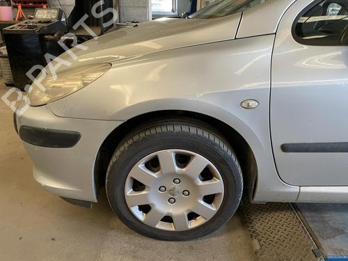 Used Right front fenders PEUGEOT 307 (3A/C) 1.6 HDi (90 hp) 26420117