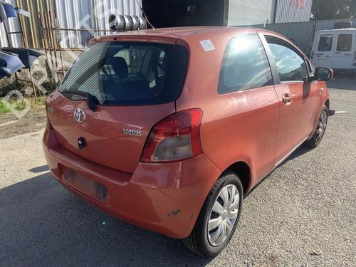 Front left window mechanism TOYOTA YARIS (_P9_) 1.4 D-4D (NLP90_, NLP90R) | BP26428106C22