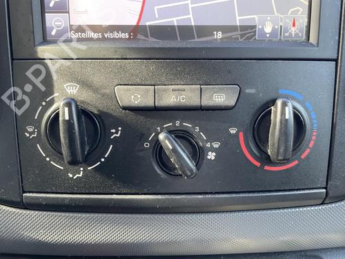 Used Climate control Climate control 38924218 38924218