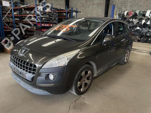 Interior roof light PEUGEOT 3008 I MPV (0U_) 1.6 HDi | BP26427589I8