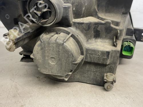 Left headlight FORD FIESTA V (JH_, JD_) 1.4 16V | BP26426413C28 