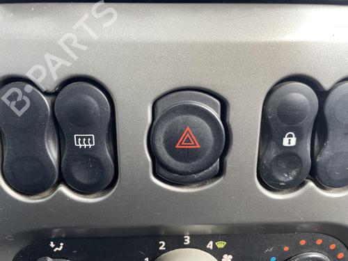 warning-switch-dacia-sandero-2008-36521019 main image