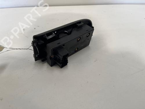 Used Left front window switch Left front window switch HONDA LOGO (GA) 1.3 (GA3) (65 hp) 35927263 35927263