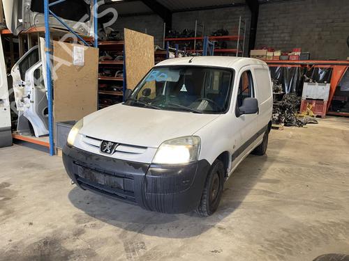 Support PEUGEOT PARTNER Box Body/MPV (5_, G_) 1.9 D | BP26424723C155