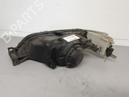 Used Right headlight Right headlight PEUGEOT 306 Hatchback (7A, 7C, N3, N5) 1.4 (75 hp) 26426539 26426539