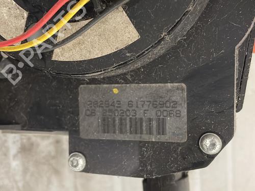 Steering column stalk CITROËN C3 Picasso (SH_) 1.2 THP 110 (SHHNZ6) | BP31858289I23 - Image 2