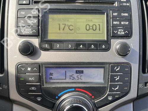 Used Radio Radio HYUNDAI i30 Estate (FD) 1.6 CRDi (116 hp) 33475357 33475357