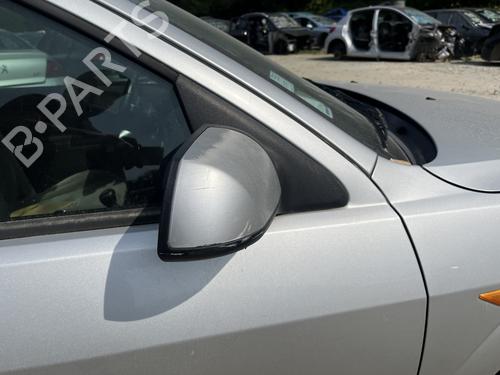 Used Right mirror Right mirror 37701400 37701400