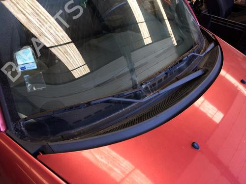 Used Front windshield wiper arm CITROËN C3 I (FC_, FN_) 1.6 16V (109 hp) 28139351