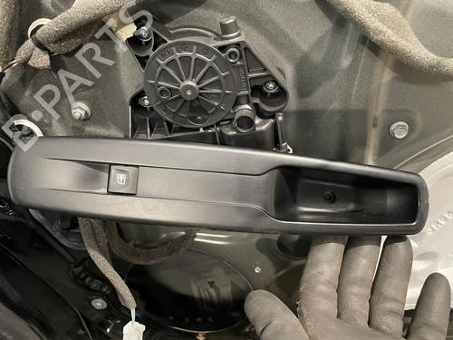 right-front-window-switch-renault-scenic-iii-jz01_-2008-2009-2010-2011-2012-2013-2014-2015-2016-33657571 main image