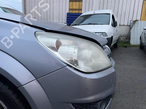 Right headlight OPEL ASTRA H (A04) 1.9 CDTI (L48) | BP31091620C29