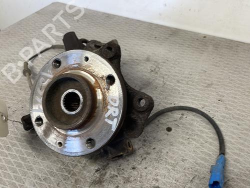 Used Right front steering knuckle Right front steering knuckle CITROËN C-ELYSEE (DD_) 1.2 VTi 82 (82 hp) 31613185 31613185