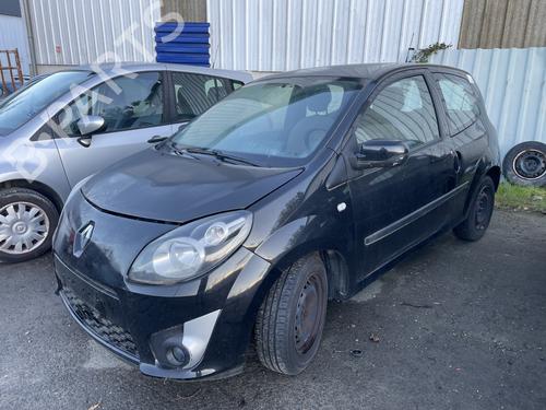 Used Right front steering knuckle Right front steering knuckle RENAULT TWINGO II (CN0_) 1.2 16V (CN04, CN0B) (75 hp) 30615064 30615064