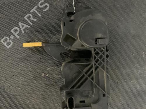Used Hood lock MERCEDES-BENZ A-CLASS (W176) A 180 CDI / d (176.012) (109 hp) 26428074