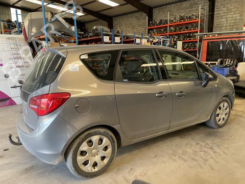 Switch OPEL MERIVA B MPV (S10) 1.4 (75) | BP26425908I30 - Image 13