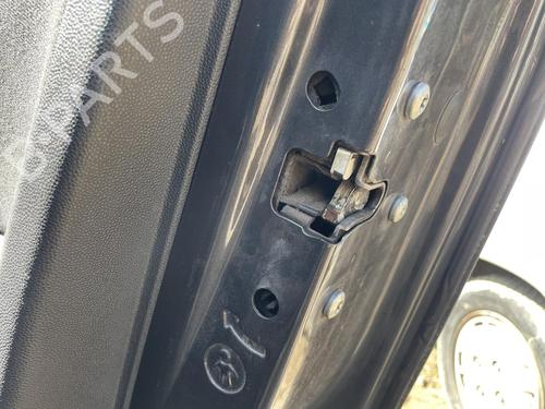 Used Rear right lock Rear right lock 37277837 37277837