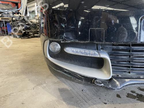 Used Right front fog light Right front fog light RENAULT SCÉNIC III (JZ0/1_) 1.2 TCe (116 hp) 33688454 33688454