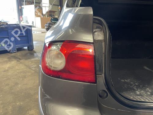 lamp-holder-renault-laguna-ii-bg01_-2001-2002-2003-2004-2005-2006-2007-32219150 main image