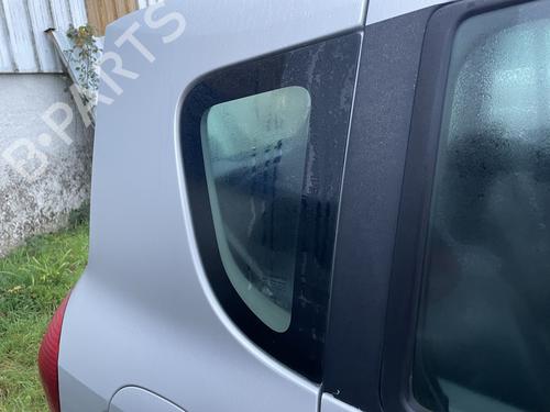 Vitre de custode arrière aroite RENAULT MODUS / GRAND MODUS (F/JP0_) 1.5 dCi (JP0G, JP0H) (106 hp) 30883086