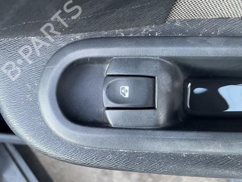 Right front window switch RENAULT TWINGO II (CN0_) 1.2 16V (CN04, CN0B) | BP30615036I26