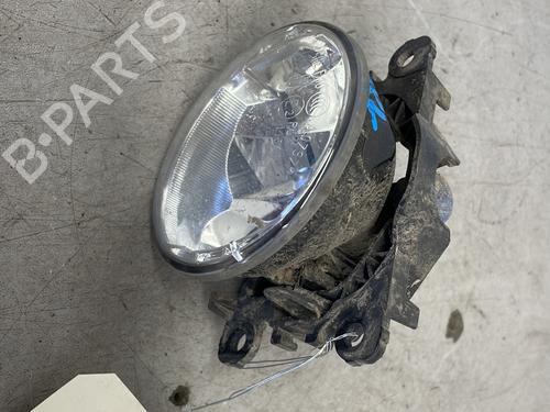 right-front-fog-light-renault-megane-iv-hatchback-b9amn_-2015-33113881 main image