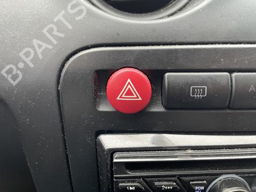 Używane Przełącznik świateł awaryjnych SEAT IBIZA III (6L1) 1.4 16V (75 hp) 30888362