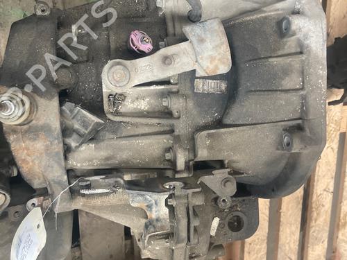 Used Gearbox Gearbox RENAULT TRAFIC II Bus (JL) 2.0 dCi 90 (JL00, JL01, JL0H, JL0M, JL0P, JL0S) (90 hp) 35927046 35927046