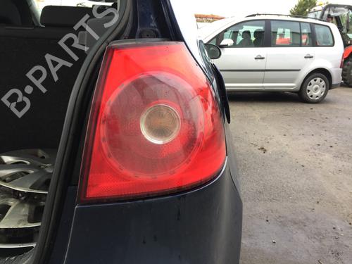 Used Right taillight Right taillight VW GOLF V (1K1) 1.9 TDI (105 hp) 31338665 31338665